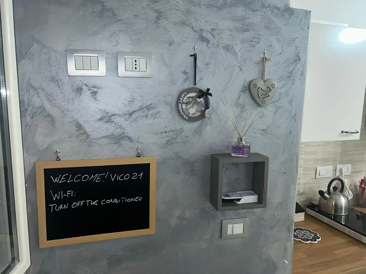 Apartment Vico21 Guest House Naples Italy